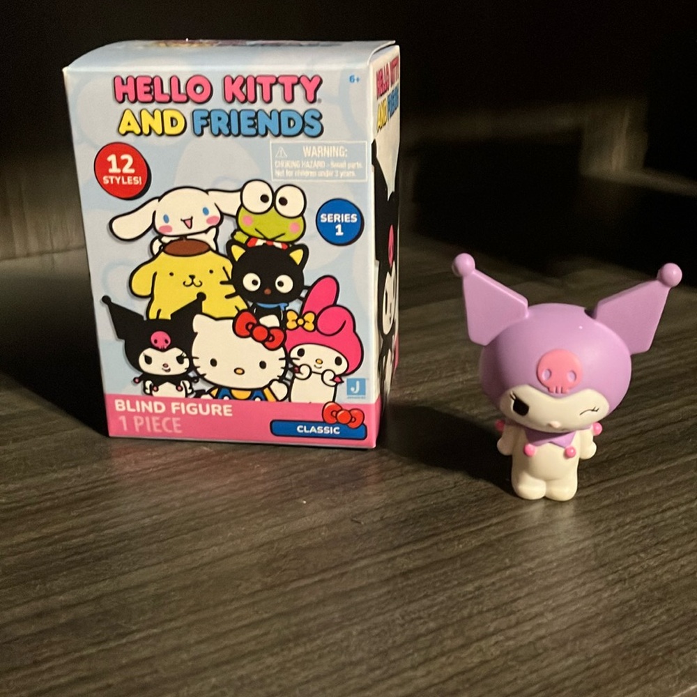 Hello Kitty And Friends® Figure Blind Bag - Kuromi